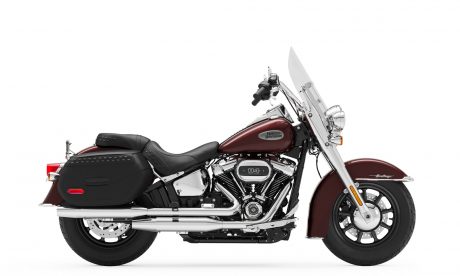 2022 Harley-Davidson® Heritage Classic Midnight Crimson (Chrome Finish w/ Cast Wheels)